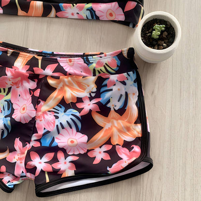 Dame Sporty Bikini-sæt med blomstret kant og shorts Stilla