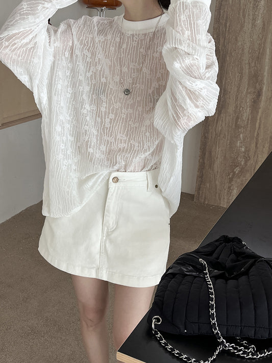 Dame afslappet langærmet skjorte lavet af åndbart stof med fin struktur Stilla