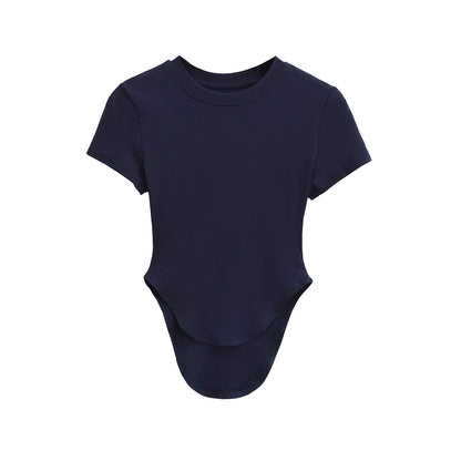 Dame figursyet kortærmet bodysuit med moderne schnitlinjer og raffinerede detaljer Stilla