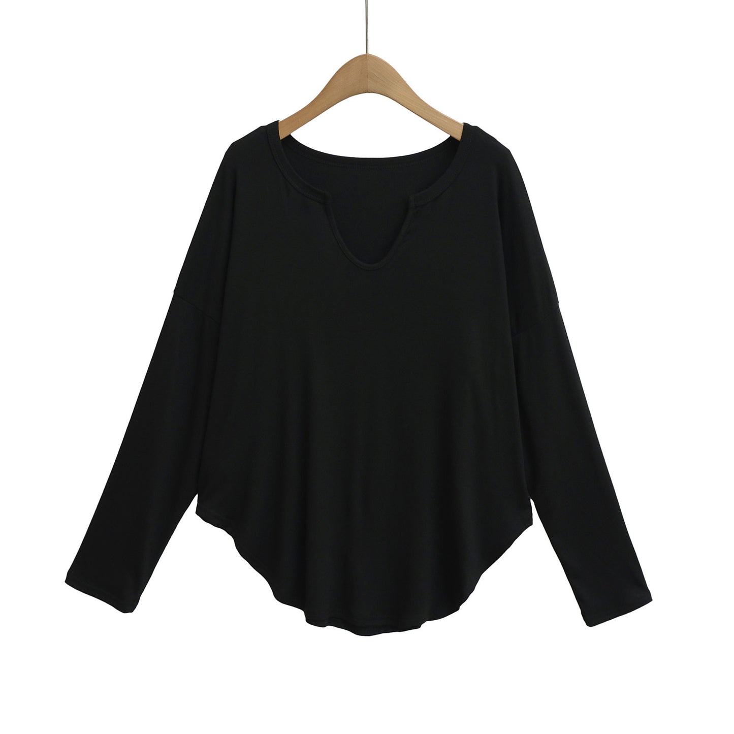 Dame afslappet longsleeve top med dyb v-hals og løstsiddende snit Stilla