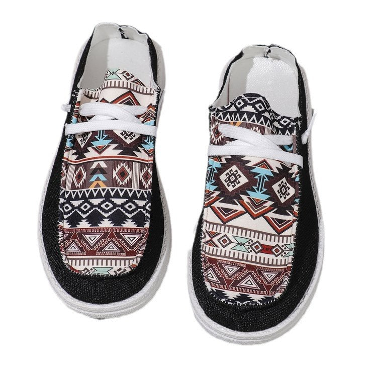 Dame Komfortable Slip-On Sneakers med moderne Ethno-Design Stilla