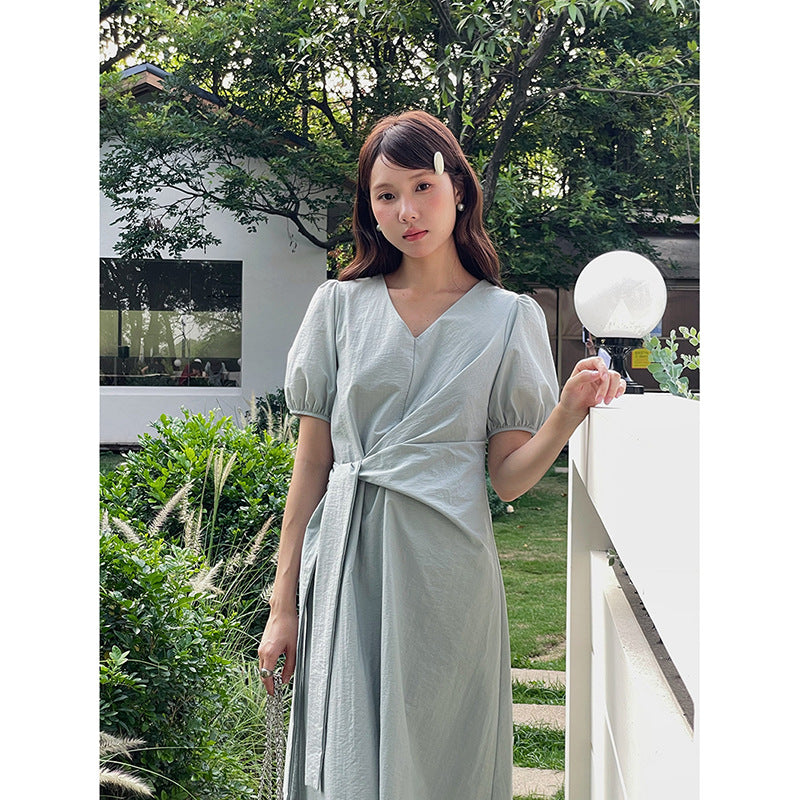 Dame afslappet middelalderkjole med voluminøse ærmer og taljerbar bælte Stilla