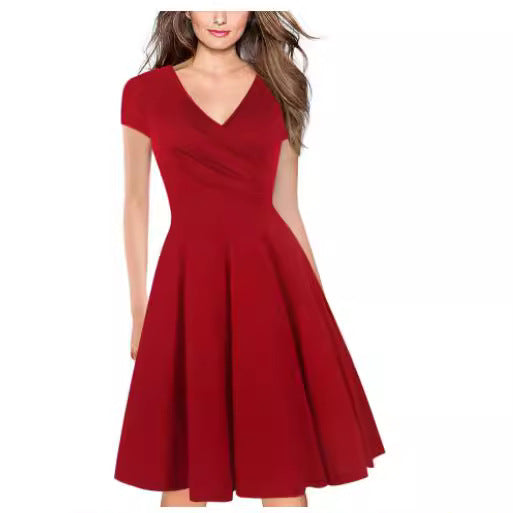 Dame A-formet kjole med flydende skørt og elegant drapering Stilla