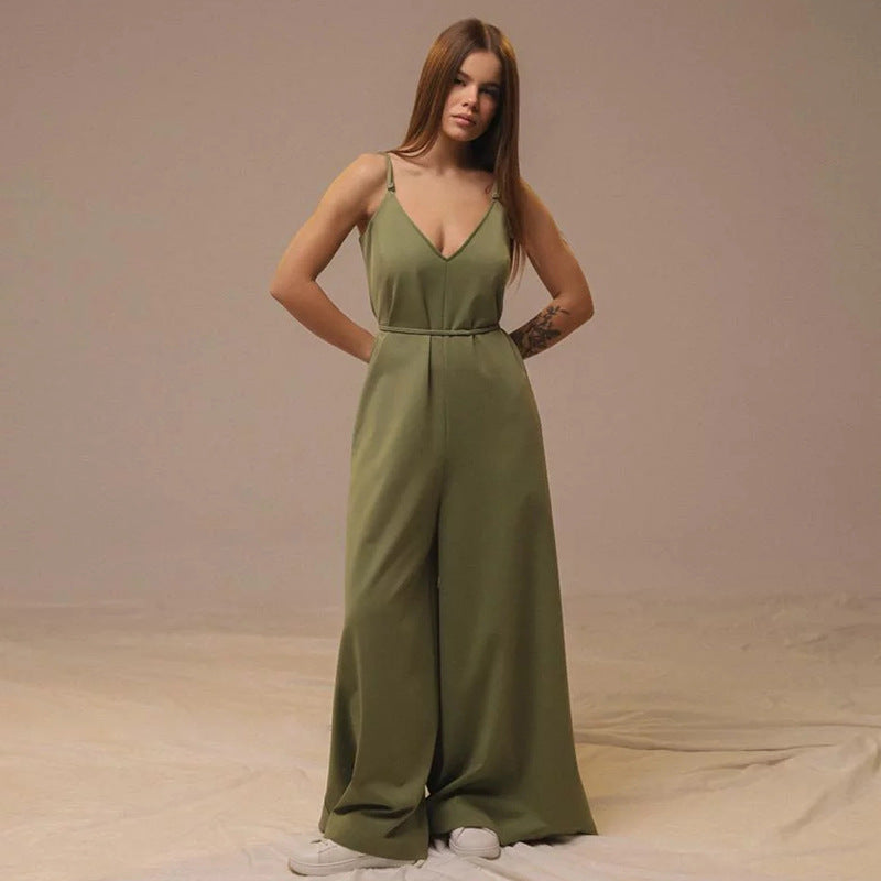 Dame Bredskåret Jumpsuit med V-udskæring og Taljebælte Stilla