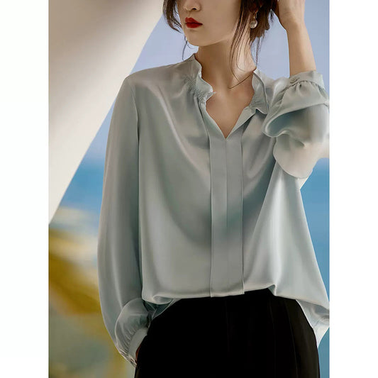 Dame elegant bluse med ståkrave og detaljerede flæsedetaljer Stilla