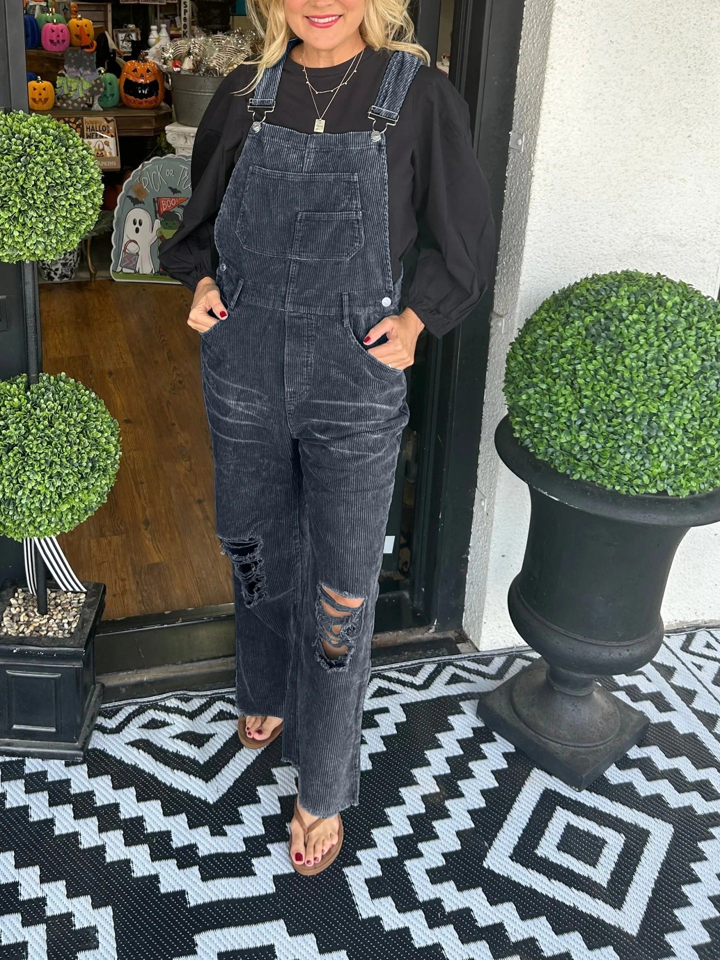 Dame overalls med brede ben og destroyed-detaljer Stilla