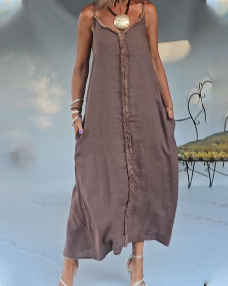 Dame afslappet maxikjole med fine frynser og justerbare stropper Stilla