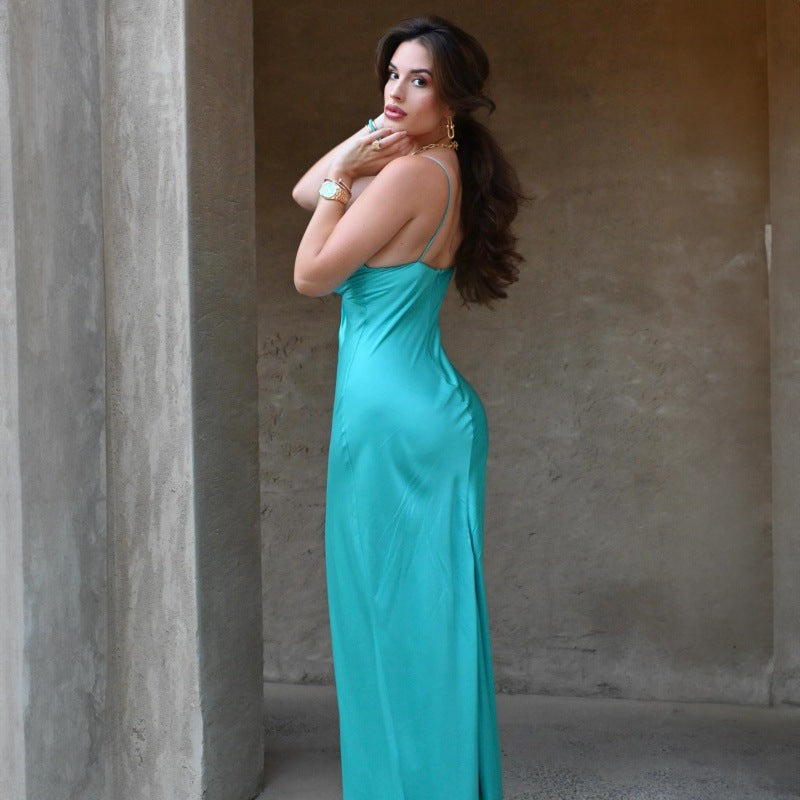 Dame Elegant aftenkjole med forførende V-udskæring og dekorativt bånd Stilla