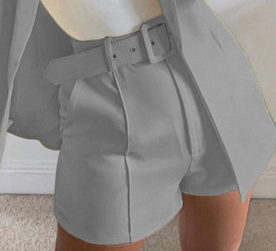 Dame afslappet blazer-shorts-sæt med taljebælte Stilla