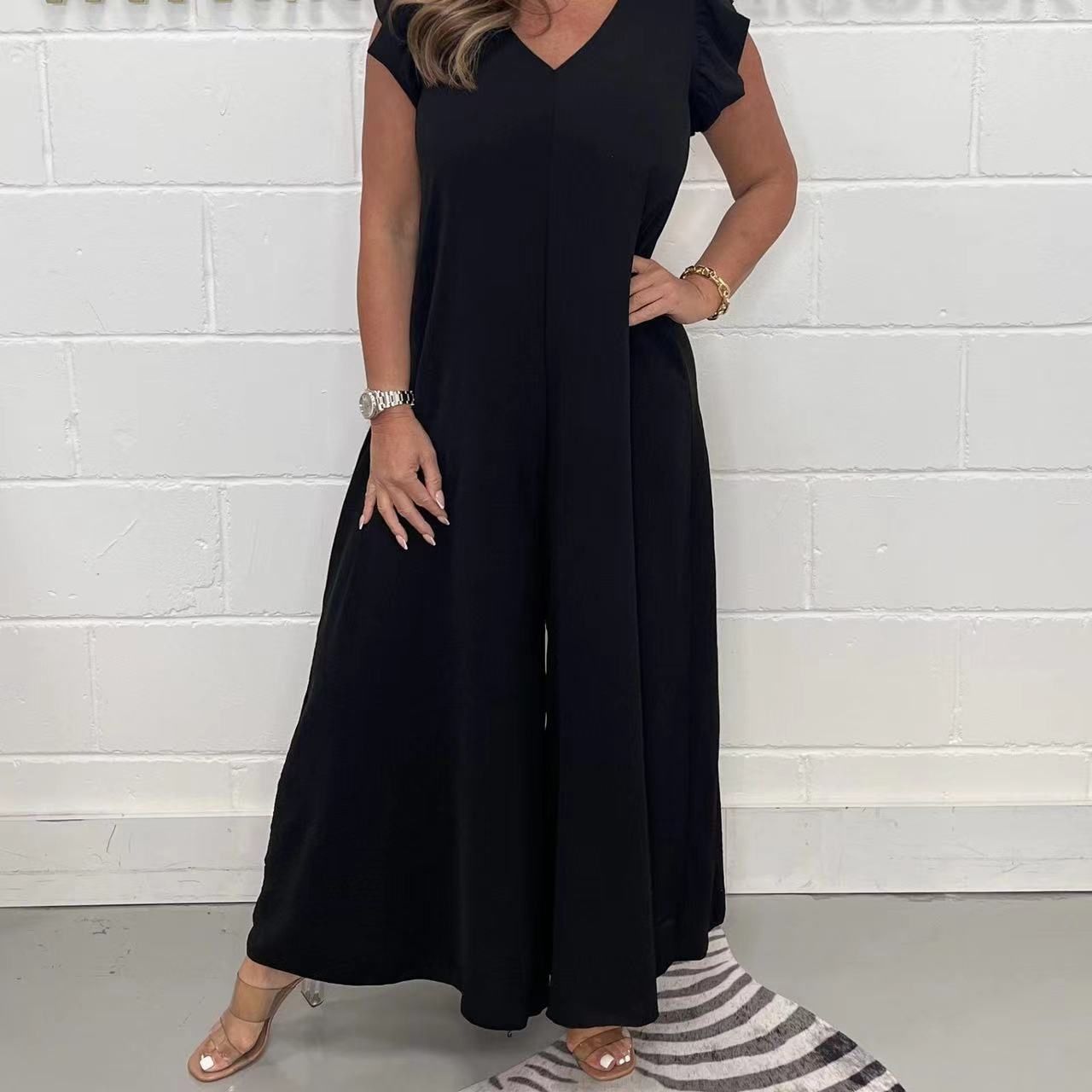 Dame Elegant Jumpsuit med brede ben og V-udskæring Stilla