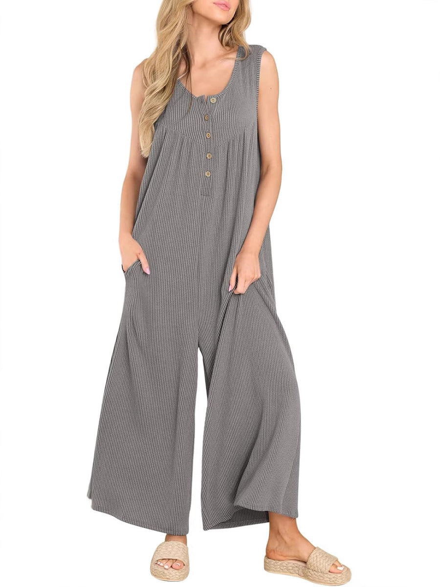 Dame Bredskåret Jumpsuit med knapdetaljer og praktiske lommer Stilla
