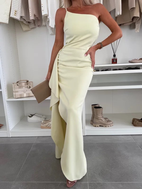 Dame Elegant aftenkjole med asymmetrisk kant Stilla