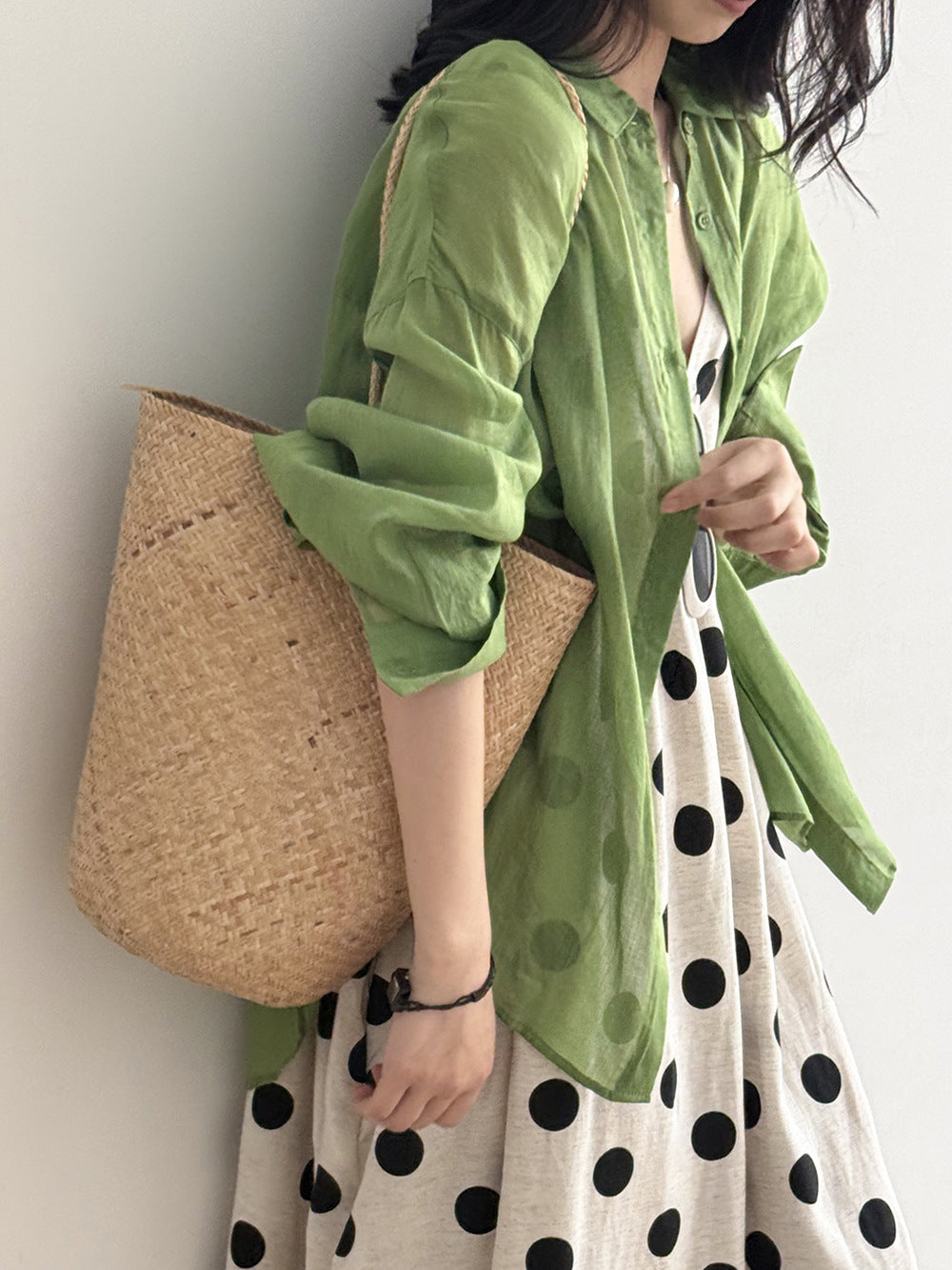 Dame afslappet linned blouse med elegant fald og klassisk krave Stilla