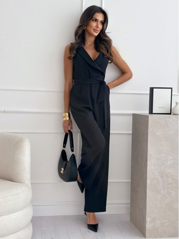 Stilla | Ærmeløs Dame Jumpsuit Med V-udskæring Og Taljeudsmykning