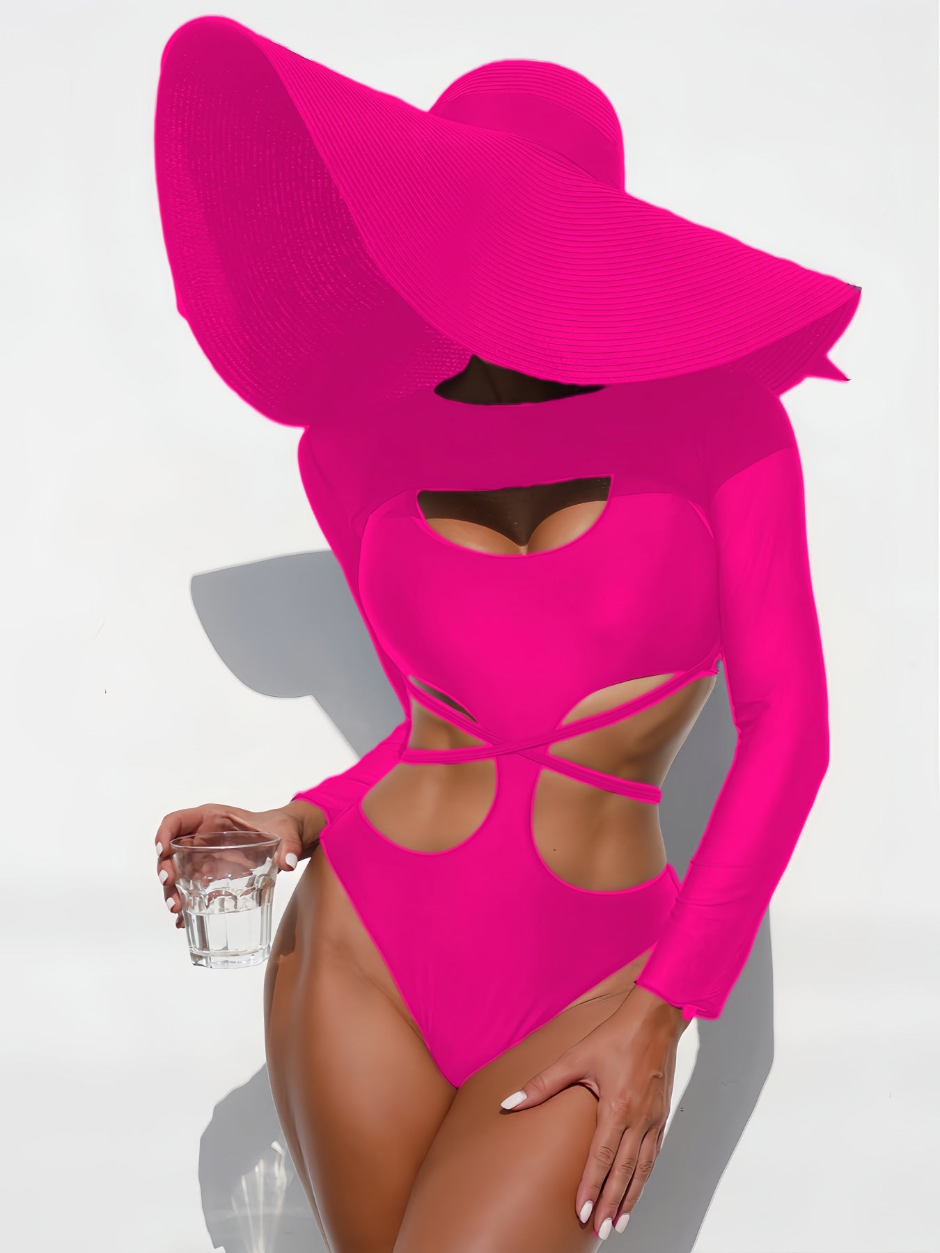 Dame Cut-Out Badedragt med lange ærmer og moderigtigt design Stilla