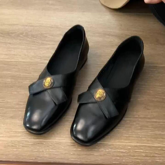 Dame Elegant Firkantet Tå Sæbler med Dekorativ Knap Stilla