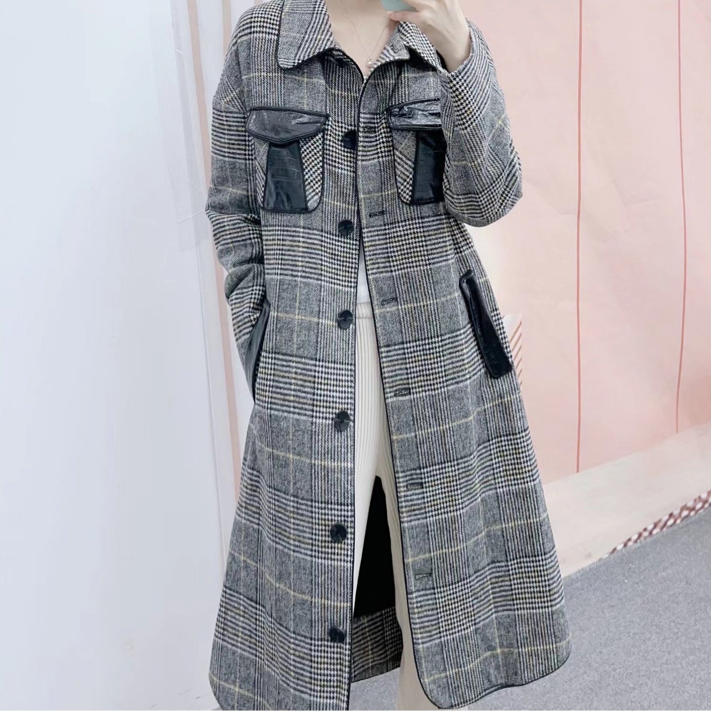 Dame plus size ternet frakke med praktiske lommer og elegant snit Stilla