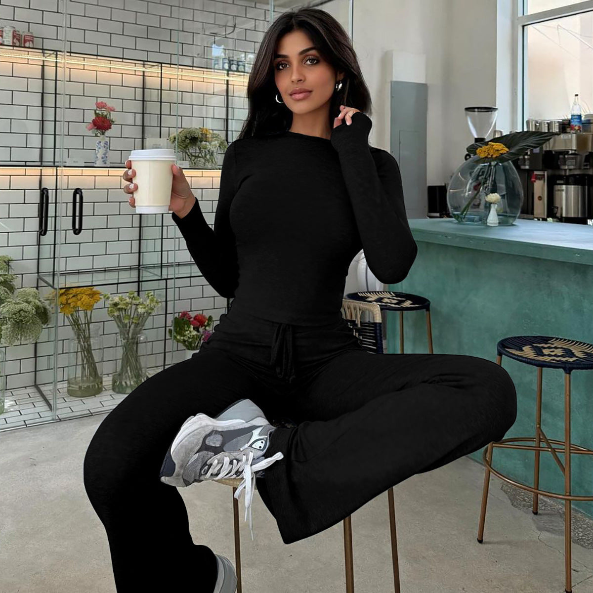 Dame Behagelig Langærmet Jumpsuit med flagrende ben og elastisk talje Stilla