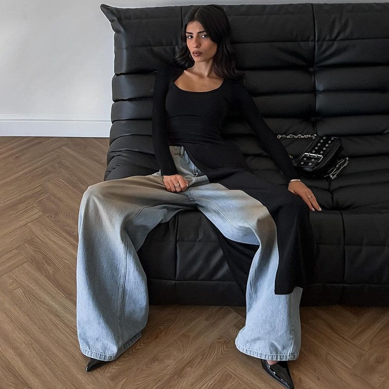 Dame Elegant langærmet kjole med legende asymmetrisk design og figurnær silhuet Stilla