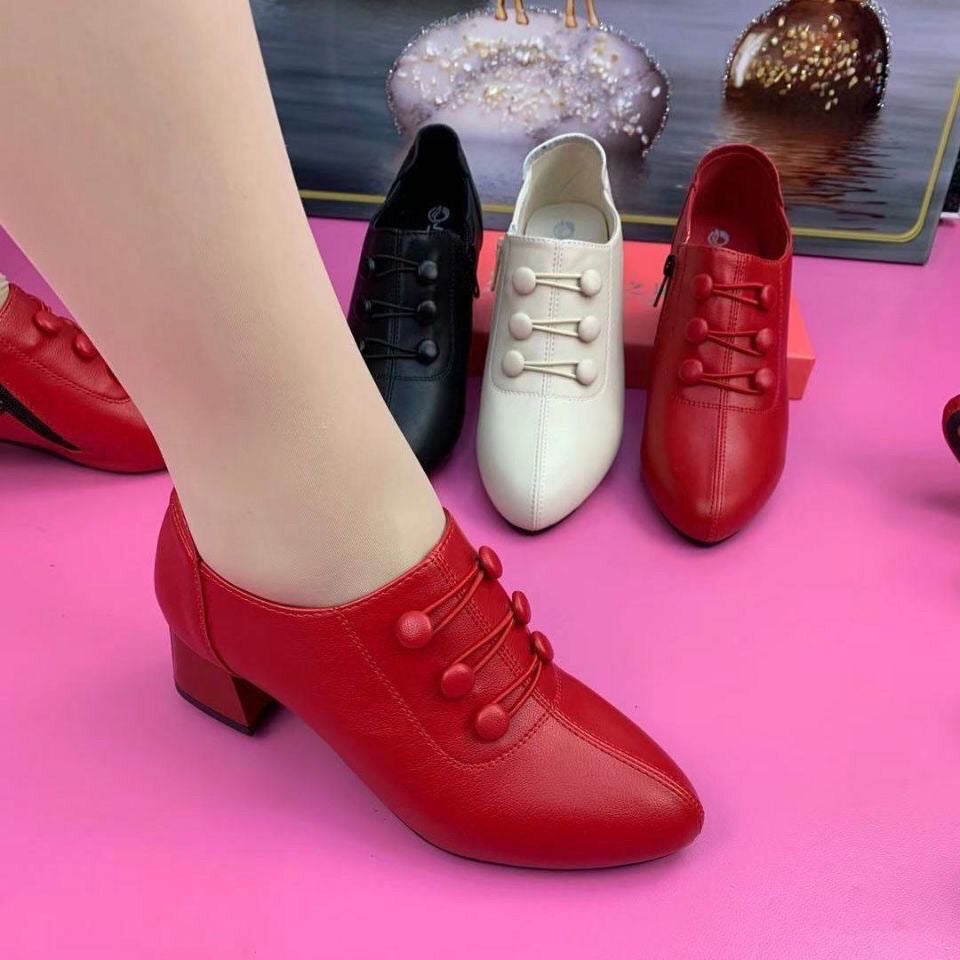 Dame elegante snørebåndssko med praktiske knapdetaljer Stilla