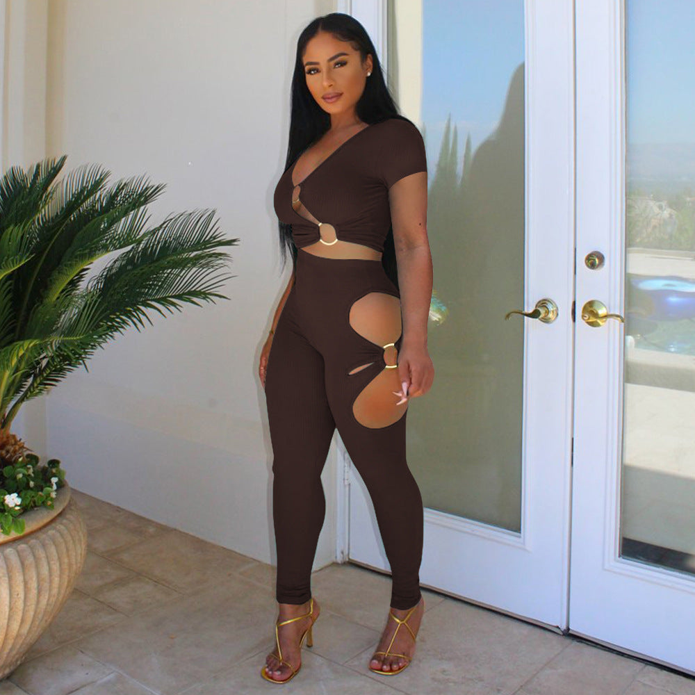 Dame figurtilpasset Cut-Out-jumpsuit med eksklusive accenter Stilla