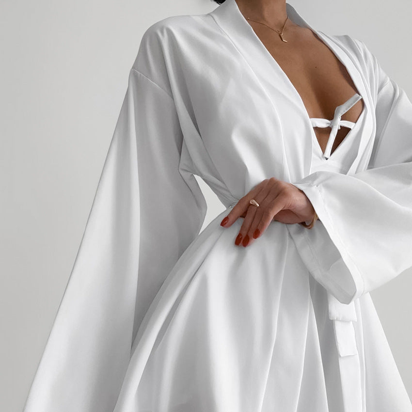 Dame afslappet og elegant sæt bestående af løstsiddende top og shorts Stilla