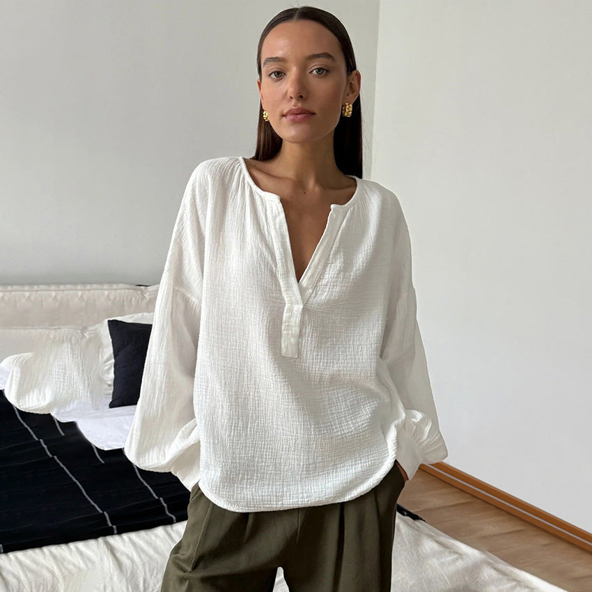 Dame afslappet langærmet bluse med halv-høj krave lavet af let bomuldsstof Stilla