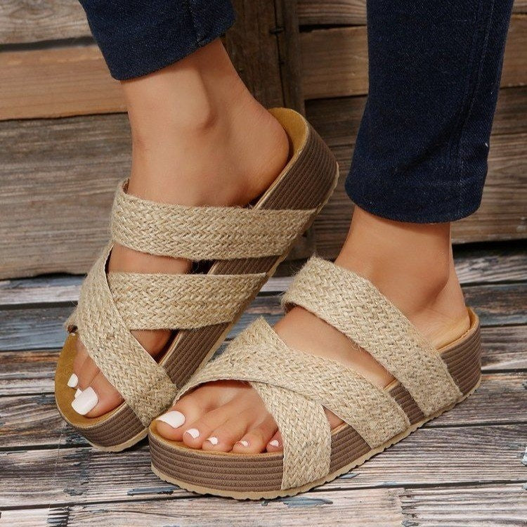 Dame Cross-strap Wedge-sandaler Stilla
