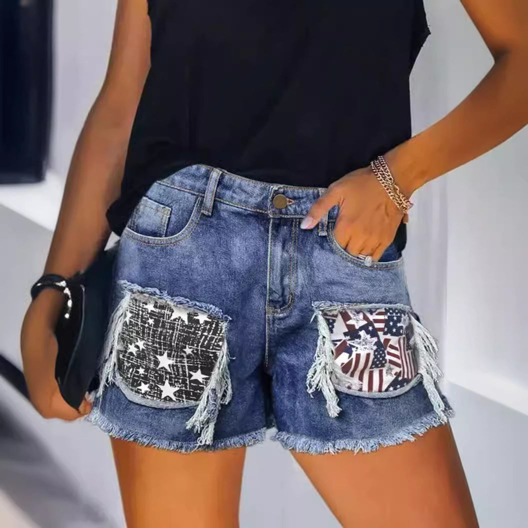 Dame Destroyed Denim-Shorts med modish lommer og frynset kant Stilla