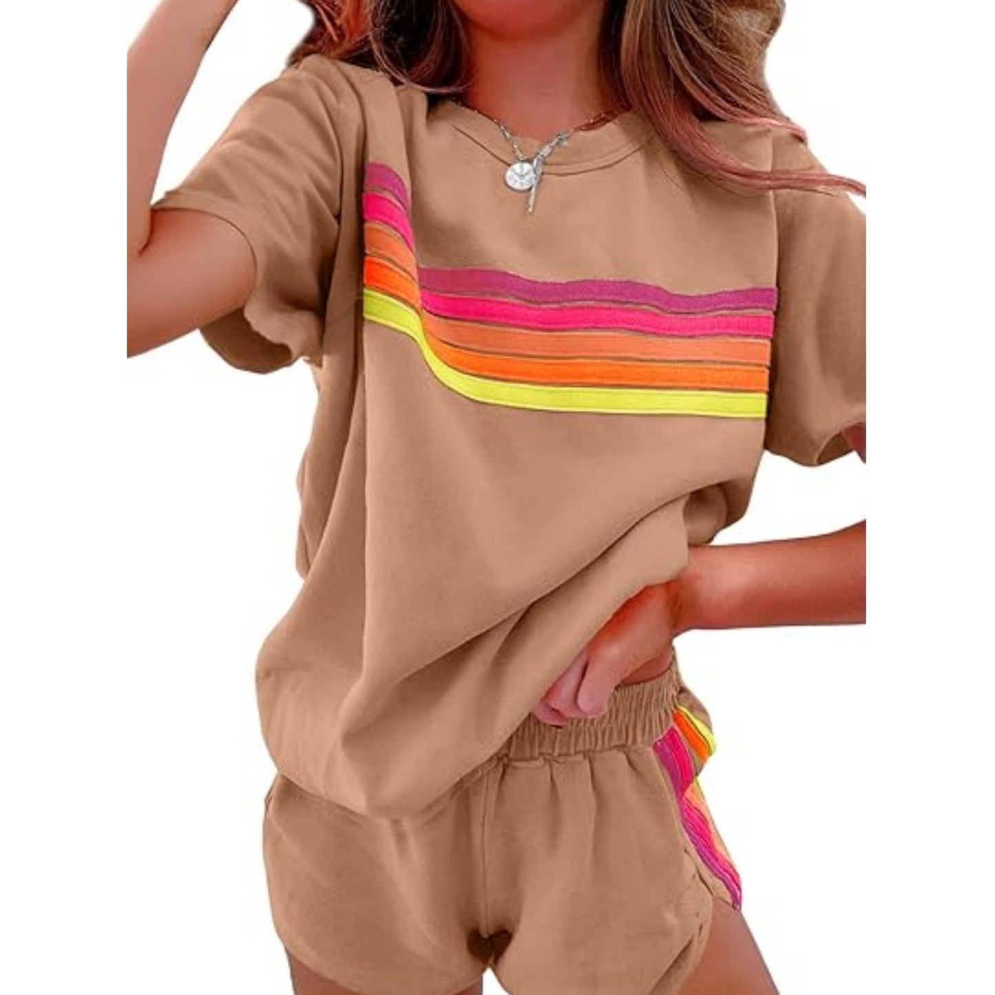 Dame afslappet fritids-sæt med stribet T-shirt og shorts Stilla