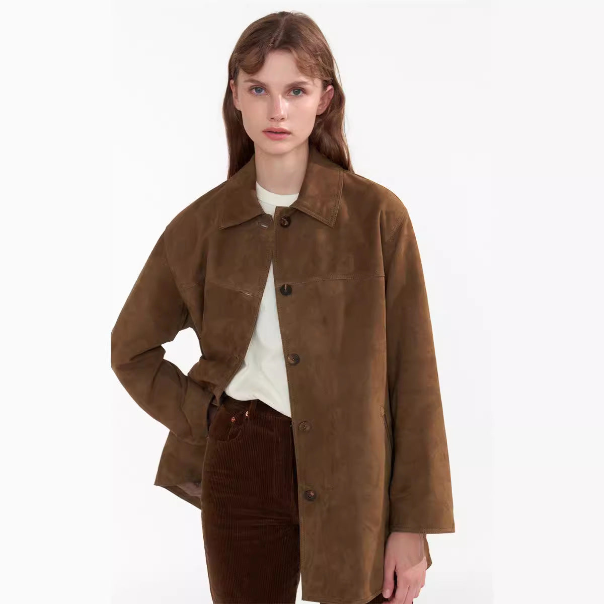 Dame afslappet ruskindsjakke med knaplukning og praktiske lommer Stilla