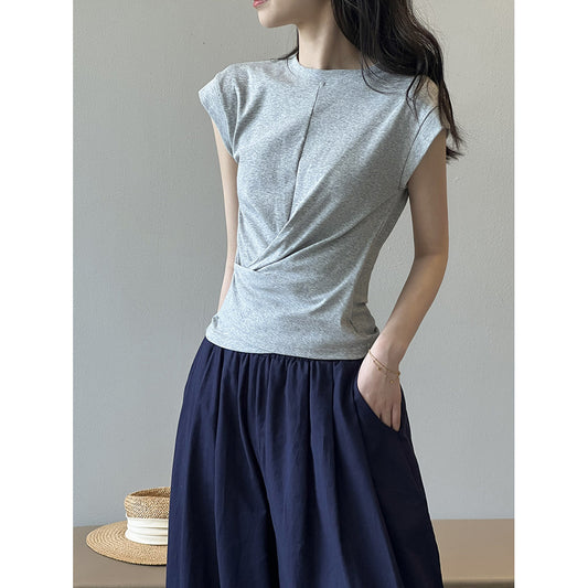 Dame afslappet kortærmet top med twist-detalje Stilla