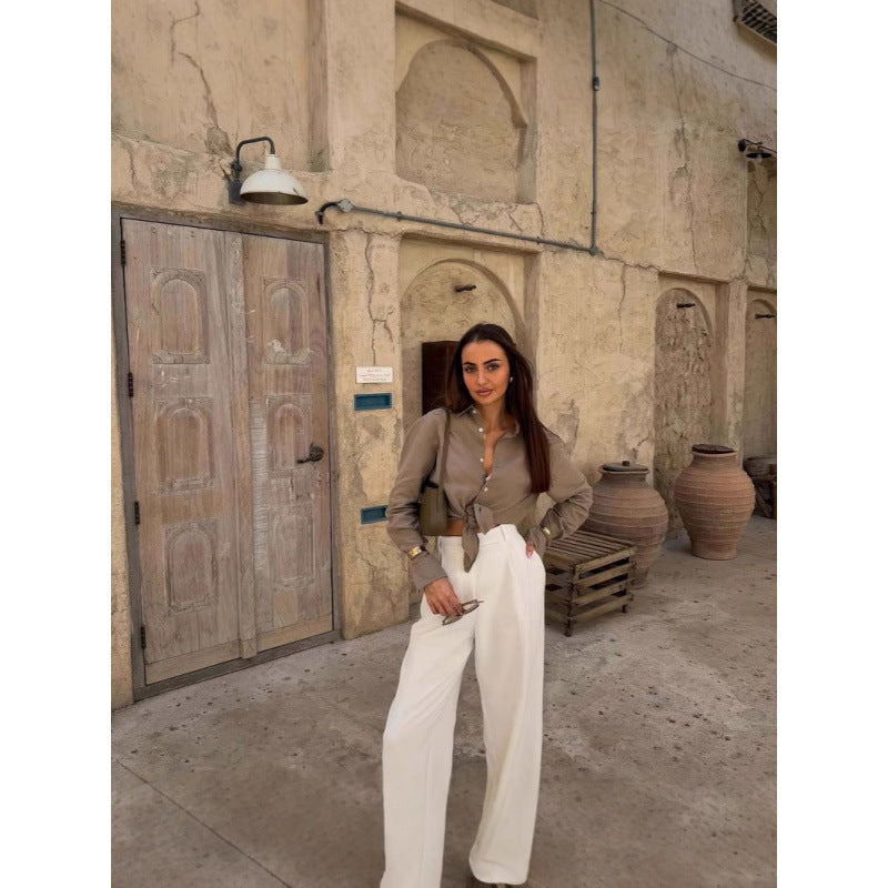 Dame afslappet bluse med knude-detalje og elegante manchetter Stilla