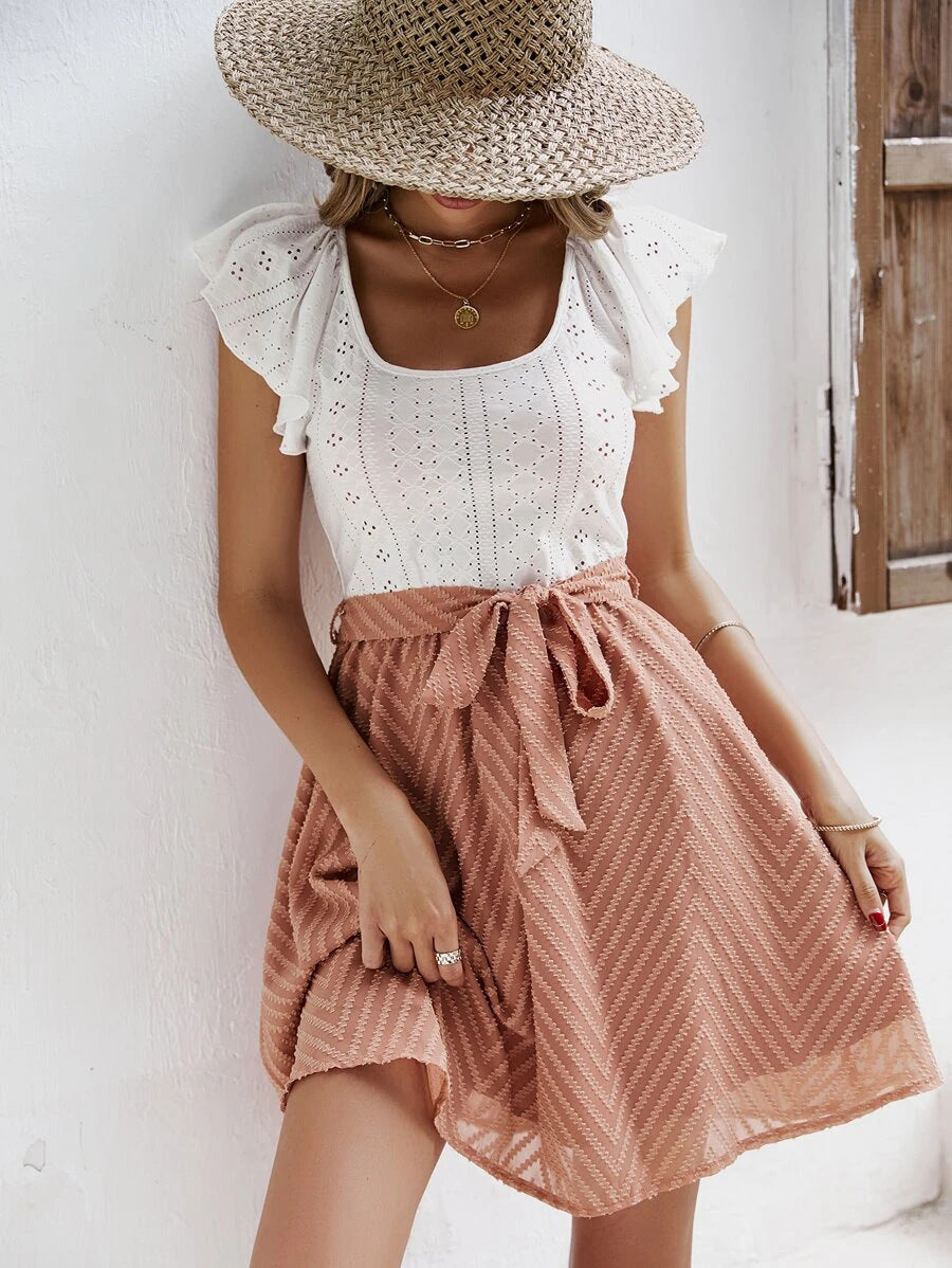 Dame Elegant Eyelet Top med flydende Faldskørt Stilla