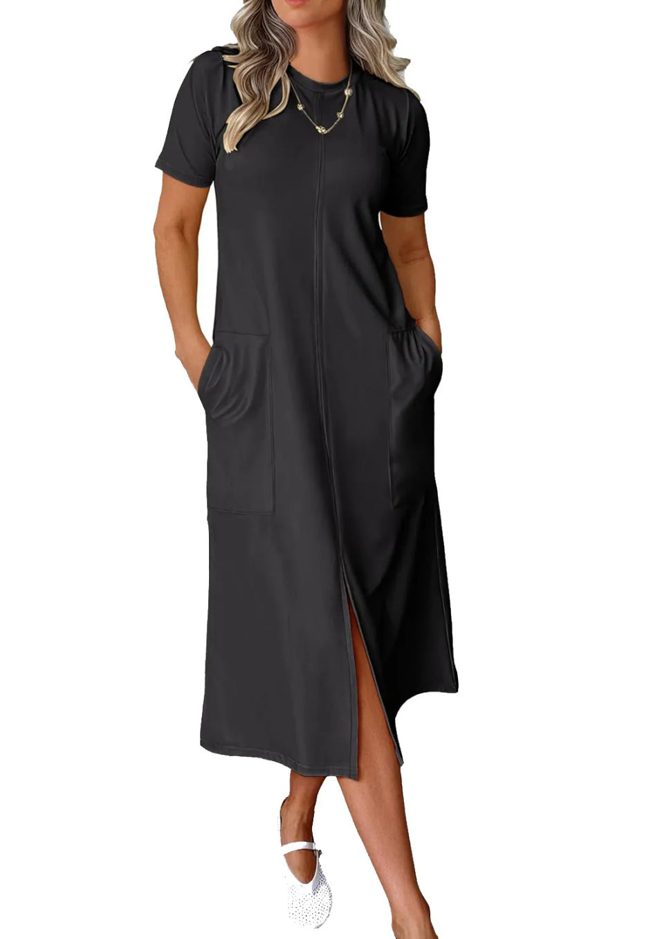 Dame afslappet maxikjole med praktiske lommer og sidelæg Stilla