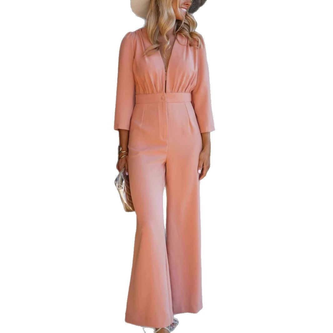 Dame jumpsuit med elegant V-halsudskæring og bredt ben Stilla