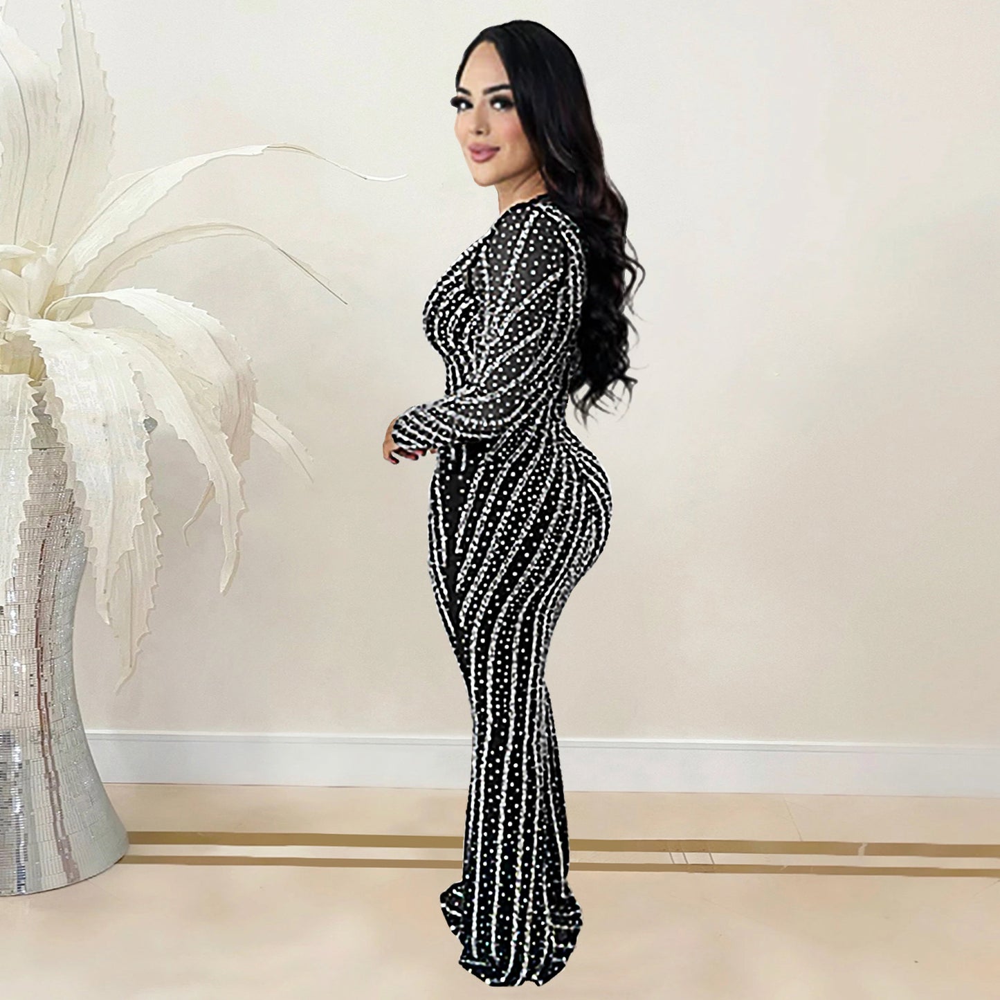 Dame Elegant aftenkjole med gennemsigtigt overdel og glitrende applikationer Stilla