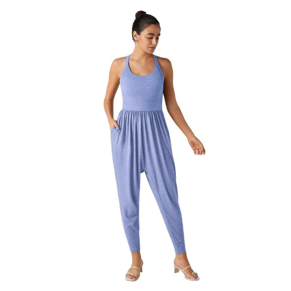 Dame jumpsuit med afslappet snit og praktiske sidelommer Stilla