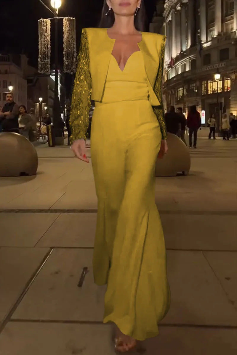 Dame Elegant jumpsuit med raffineret V-udskæring og svingende ben Stilla