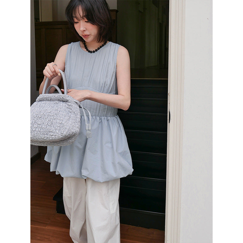 Dame afslappet minikjole med moderne design og voluminøs nederdel Stilla