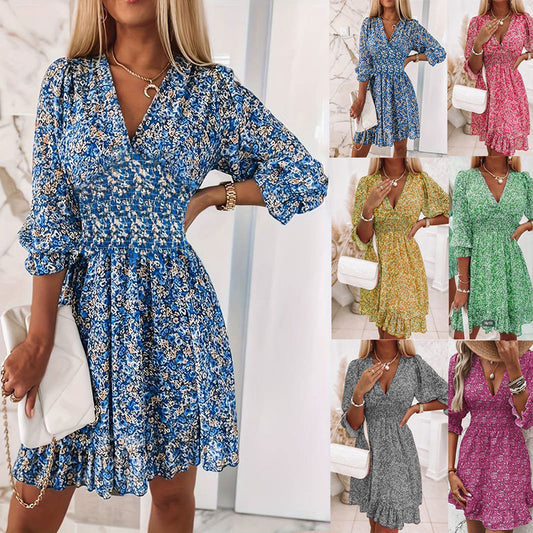 Dame Elegant blomsterkjole med voluminøse ærmer og dyb V-udskæring Stilla