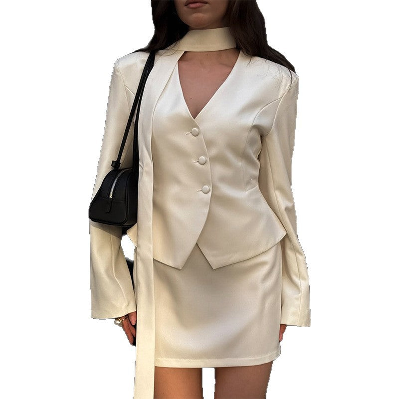 Dame Elegant blazer sæt med asymmetrisk nederdel og choker-udskæring Stilla