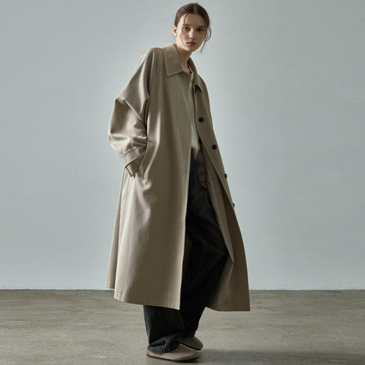 Dame Oversized Trenchcoat med stilfuldt snit og praktiske lommer Stilla