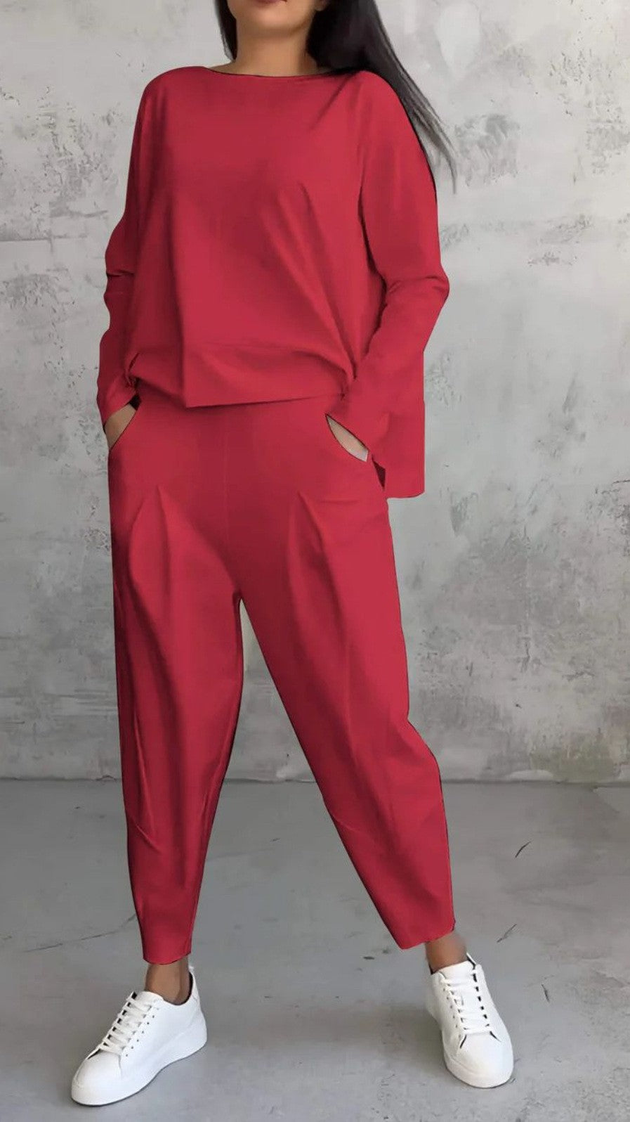 Dame afslappet jumpsuit-sæt med fashionable oversized snit og praktiske lommer Stilla