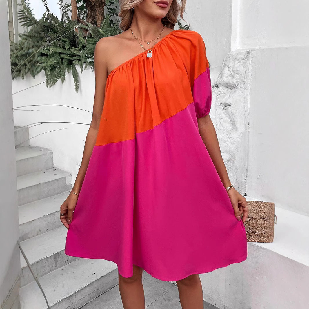 Dame afslappet strandkjole med asymmetrisk skæring og farvet blokdesign Stilla