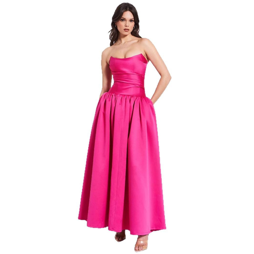 Dame elegant aftenkjole med svingende skørt og kreativ snit Stilla