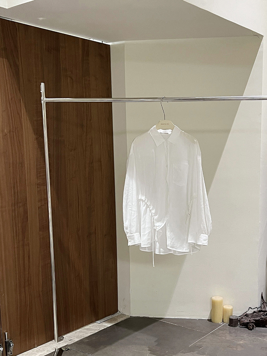 Dame afslappet bluse med justerbar snor og elegante detaljer Stilla