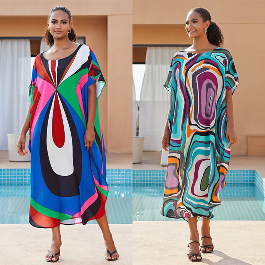 Dame afslappet strandfrakke med kunstnerisk grafisk mønster og generøs snit Stilla