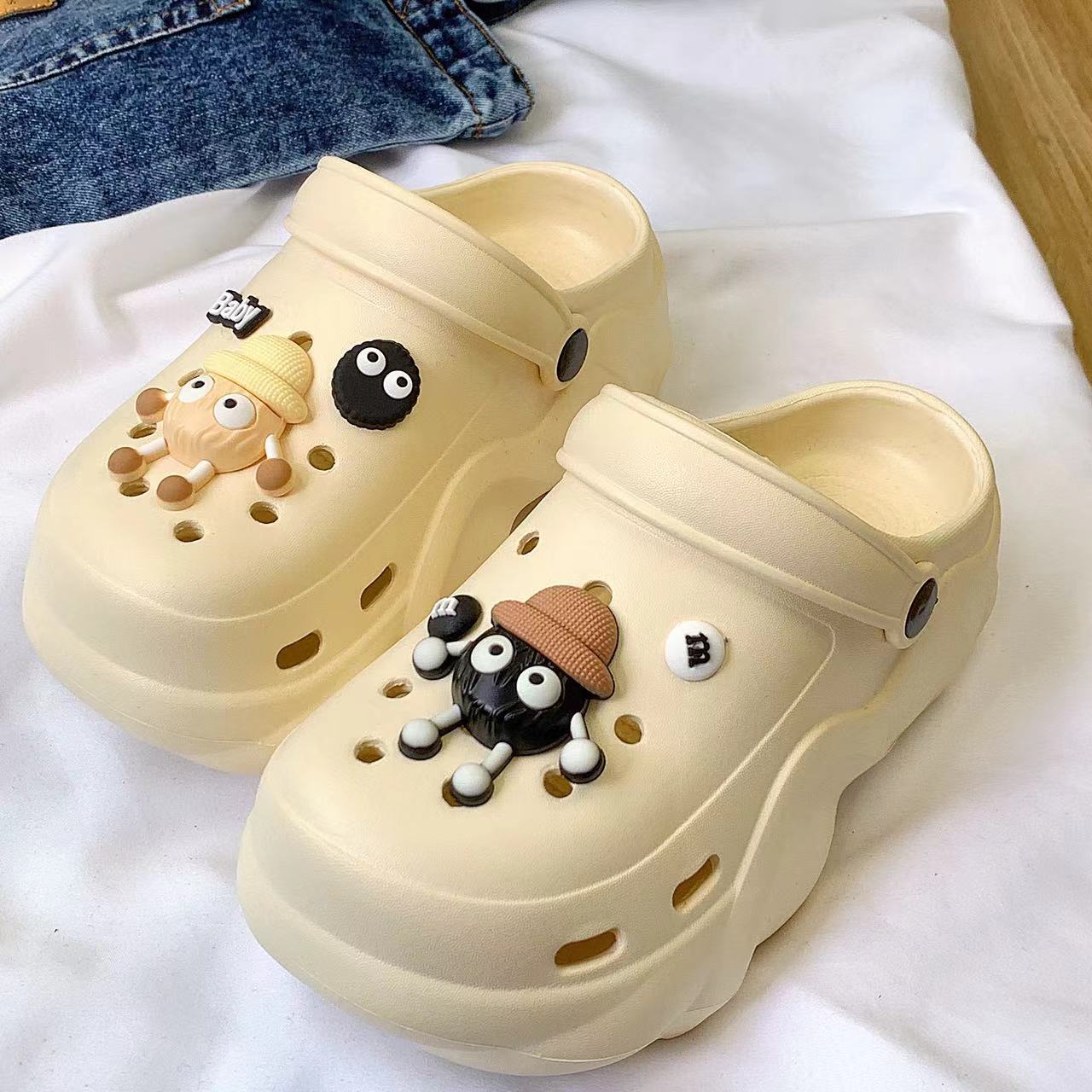 Dame dyre-motiverede komforttræsko med kreative tilbehør Stilla