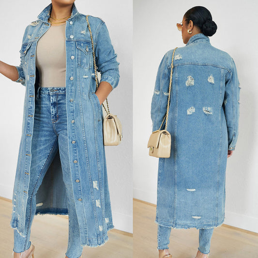 Dame denim-jakke i afslappet oversized stil med frynsede detaljer Stilla